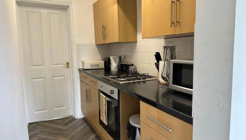 Beautiful Bungalow Awaits Your Short Term Stay - Foto 4