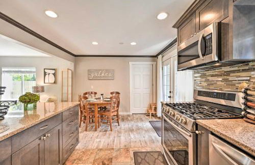 Near I-405 and 1 Mi to Dtwn! Kirkland Family Home - Foto 11