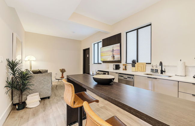 Roami at The Palace - Photo 48