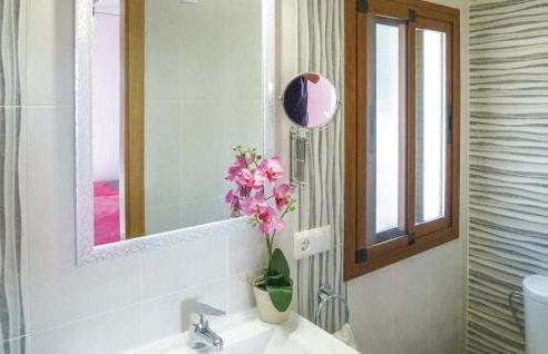 Stunning Home In Sayalonga With Wifi - Foto 29