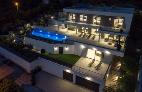 Luxurious Villa ADA; hot tub, sauna, gym, pool - Foto 43