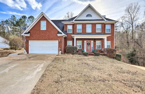 1,000-Sq-Ft Studio in Macon with Home Theater - Foto 24