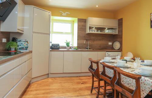 Gadlys House - Beau View - Photo 10