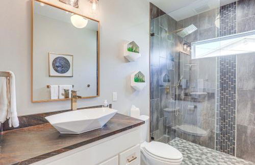 Walk to Shops and Winery! Stylish Dtwn Ovilla Home - Foto 14