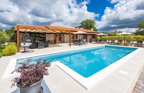 4 Bedroom Lovely Home In Labin - Photo 1