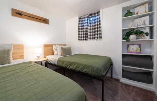 Stylish & Bright 4BR - Close To Whitworth - Foto 39