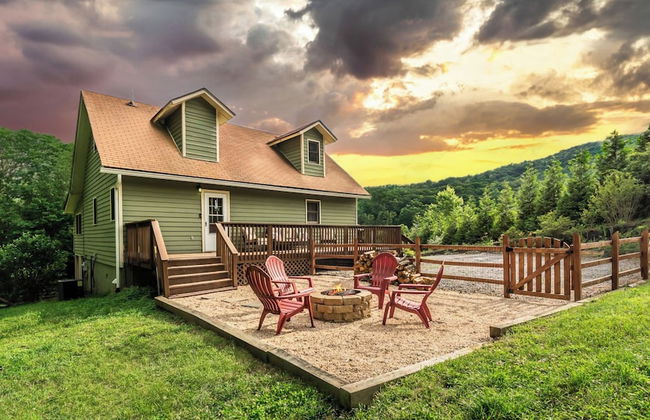 Hickory Nut Hideaway by Avantstay Mountain Views - Foto 1