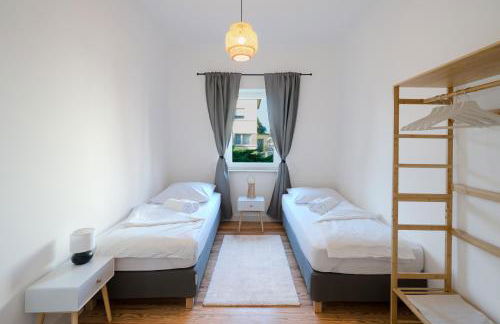 charming living - Parking - MA - PFALZ - A61 - Foto 13