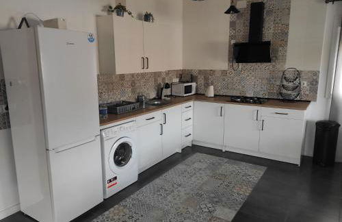 Chalet en el Aljarafe a 15 min de Sevilla - Foto 7