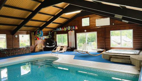 Malt-Barn Conversion, with access to Pool & Hot Tub-at Fox Valley Cottages - Foto 2