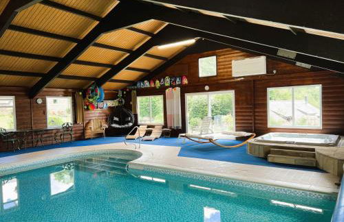 Malt-Barn Conversion, with access to Pool & Hot Tub-at Fox Valley Cottages - Foto 2