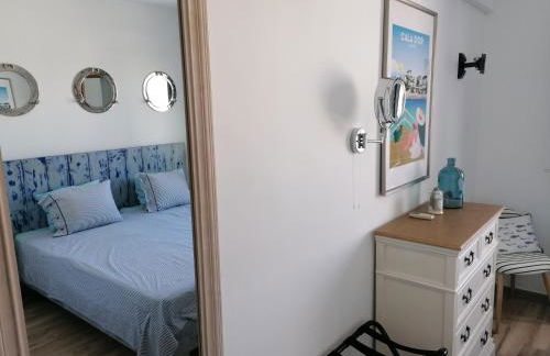 APARTMENT MARINA CALADOR HARBOURVIEW AIR CONDITION POOL GARDEN TERRASSE PORTO CARI spectacular location - Foto 24