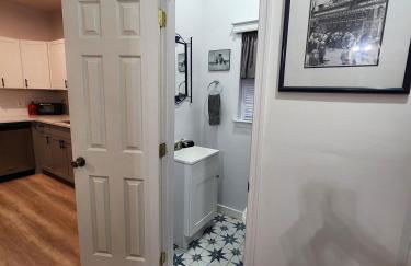 The Bay House- New Kitchen & Updates! An AC Vibe!! - Foto 29