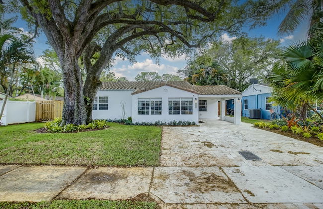 Madrina's Cozy 3BR-1BA Spacious Backyard - Foto 33