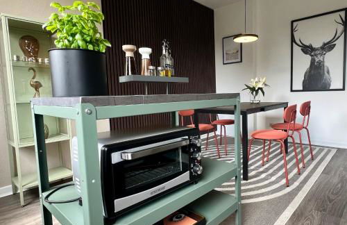 Apartment 2- Modernes Studio in Duisburg Meiderich, 4,7 km Hbf, U-Bahn 250m, Flughafen Düsseldorf 28 km, Landschaftspark 2,9 km, 5 Gehminuten von Herzklinik entfernt - Foto 3