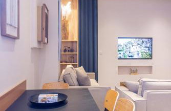 Omega Suites 31 - Photo 17