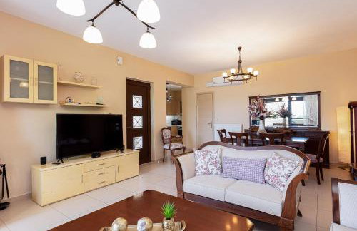 Villa Elides Countryside Retreat with Private Pool - Foto 13