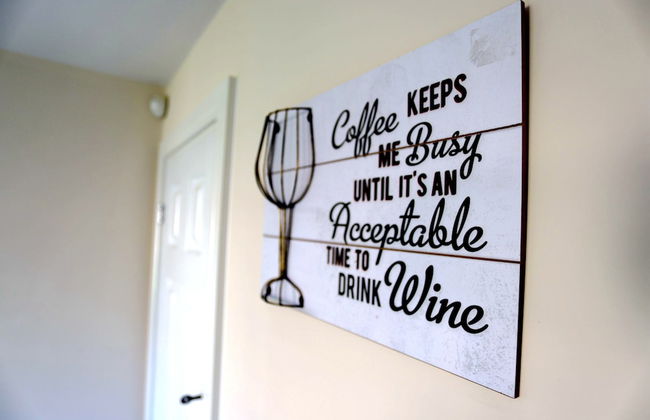 Birmingham Airport/NEC Beauty Homebase - Photo 20