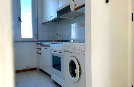 F004 - Fano, trilocale con terrazzino a 30mt dal mare - Foto 7