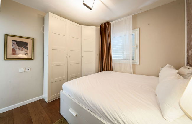 Boutique 1BR Apt with parking - Foto 3