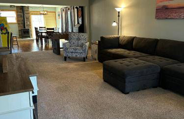 Lake Wisconsin Resort - Photo 1