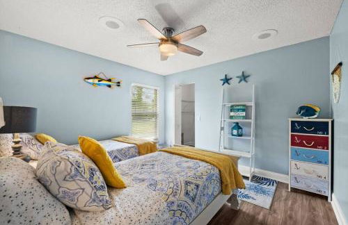 Sunny Oasis Getaway -Heated Pool-Mini Golf-Near Beach - Foto 58