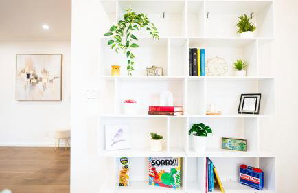 Grand Lux 4BR Prime Location & Serene Yard - Foto 50