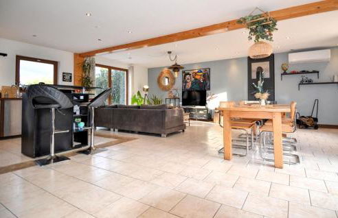 Lovely Home In Mejannes Le Clap - Photo 11