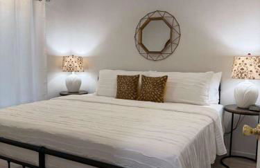 The Coachella Gem weekly discounts - Foto 15