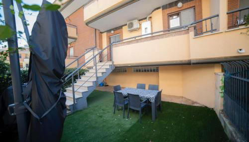 Casa Julie a 300 Mt dalla Stazione di Latina - Foto 3, Garden, Garden view