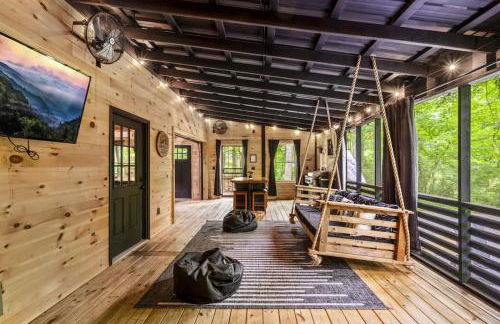 Black Bear Lodge - Fire Pit - Hot Tub - Foto 35