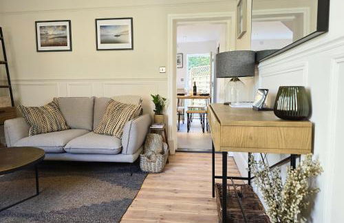 Charming 2 Bed Cottage - within city walls - free parking- garden - Foto 13