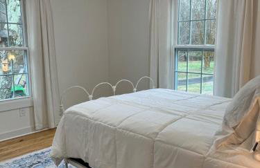 In the Woods by a Pond! Sugar Ranch Guest House! - Foto 34