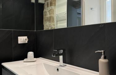 Re House Suite & Deluxe Apartament - Foto 14