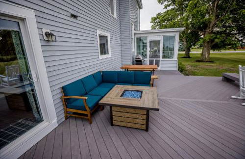 Lakeside Vineyard Farmhouse - Foto 43