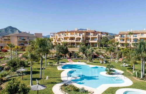 Elegant apartment, stunning views, fully renovated in la Hacienda del Senorio de Cifuentes - Photo 57