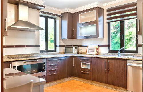 Spacious House with Pool in Carballedo - Foto 3