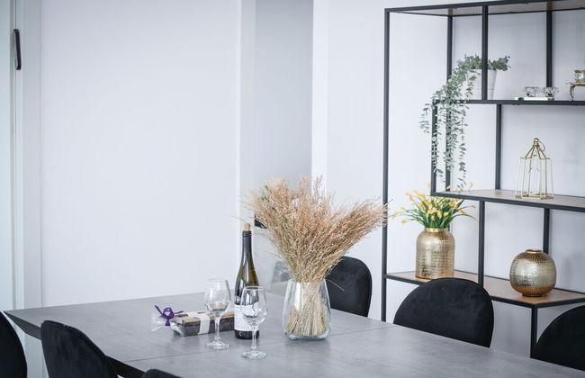 Stylish Coastal Oasis by Sea N' Rent - Foto 23