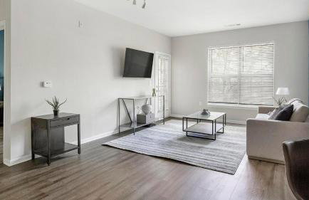 Landing Modern 2BD Pool Clubhouse - Foto 4