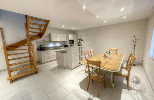 Gîte élégant avec climatisation, jardin et Wi-Fi près des Châteaux et Zoo de Beauval - FR-1-491-453 - Foto 2