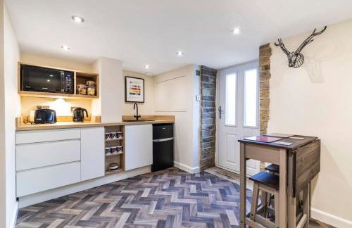 The Holt - Ilkley, central location, stylish apartment - Photo 2