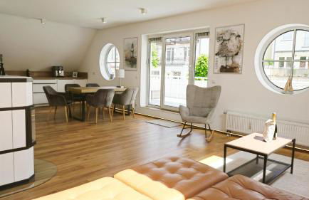 LIGHTHOUSE HOMES - moderne Ferienwohnungen mit Terrasse am Kirchenplatz - Foto 1