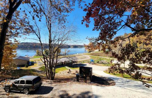 Lofted Cabin Wonderful for Outdoor Adventures near Tappan Lake in Ohio - Foto 17