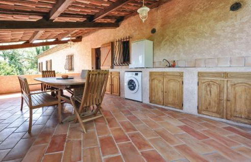 Beautiful Home In St Paul En Foret - Foto 6