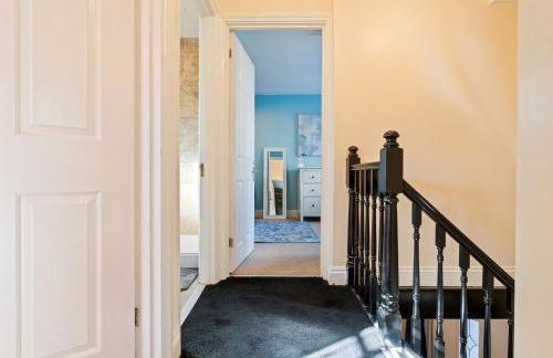 The Tudor Escape - 3 Bedroom House in Canterbury City Centre with Parking - Foto 26