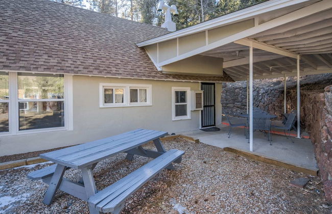 3BR Mountain Escapeat The Base Of Pikes Peakfamily Friendly - Photo 45