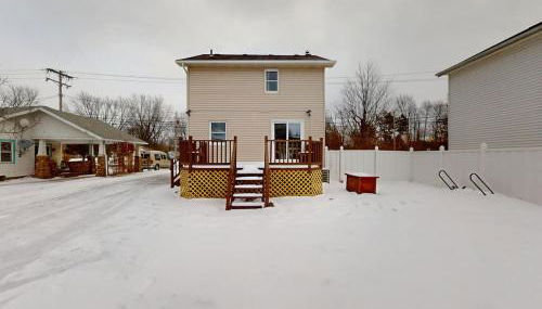 Stylish Home Near Historic Downtown & Lake Erie - Foto 3