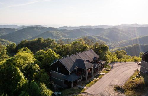 Hibernation Station - MTN Views near Asheville! - Foto 48
