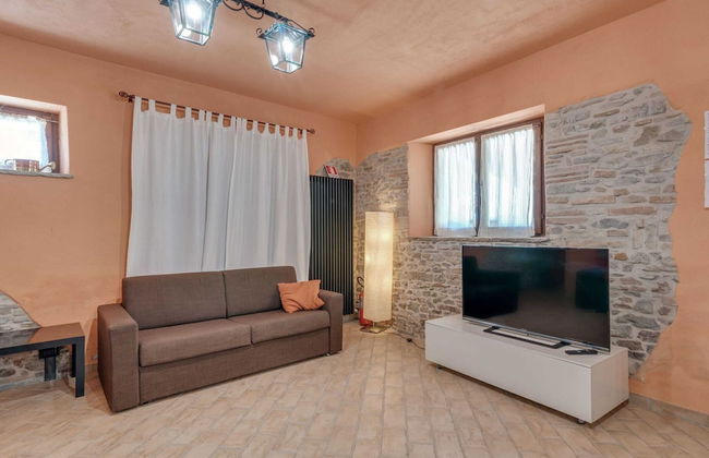 Villa in Piandimeleto With Pool & Sauna - Foto 16