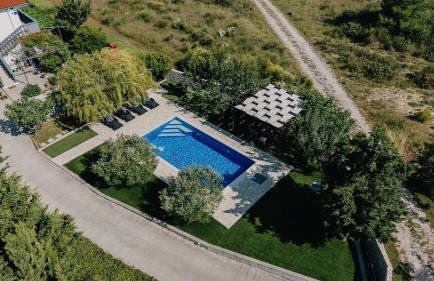 Apartment Ljubica with pool - Photo 49